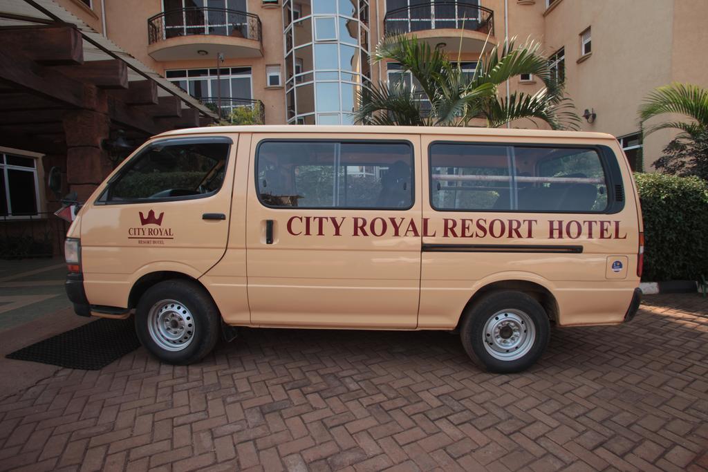 City Royal Resort Hotel Kyambogo  Luaran gambar